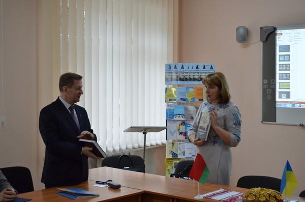 Рівне відвідала делегація з Білорусії, аби розвивати освіту