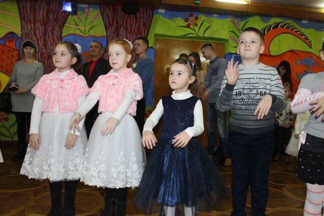 Для дітей рівненських рятувальників провели святкове дійство до Дня Миколая