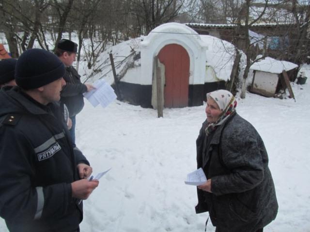 Мешканцям Кореччини розповідали про правила пожежної безпеки 