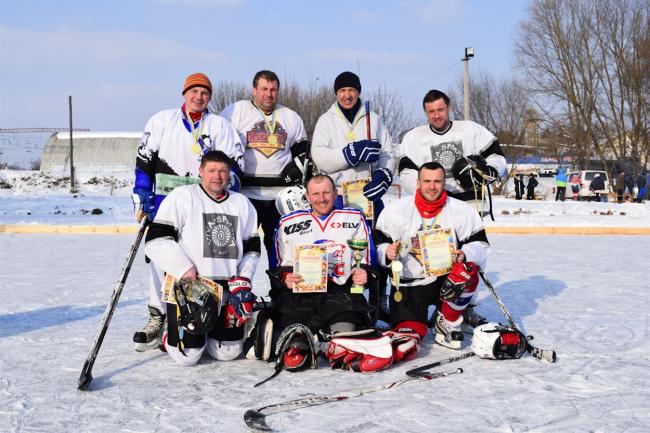 Хокеїсти із Рівненщини перемогли на міжобласному турнірі