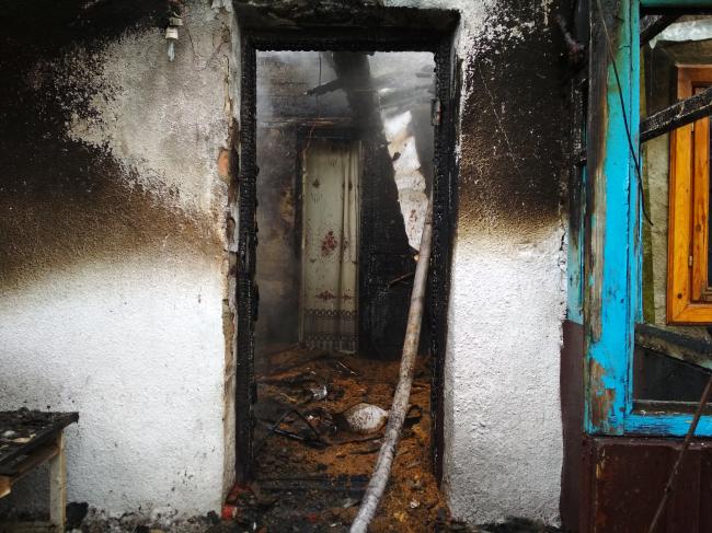 На Рівненщині сталася пожежа в житловому будинку (ФОТО)