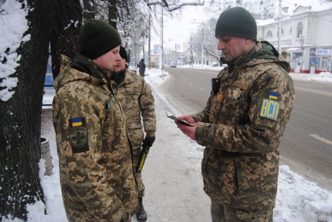 Військовий патруль Рівного отримав новенькі відеореєстратори (ФОТО)