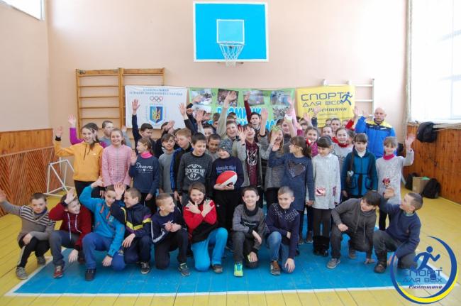 Діти з Рівненщини знову тренувалися із чемпіоном (ФОТО)