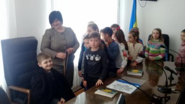 Коспопільські школярі відвідали місцевий суд (ФОТО)