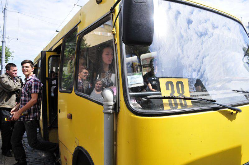 У містечку на Рівненщині хочуть підняти проїзд у маршрутках до 5 гривень