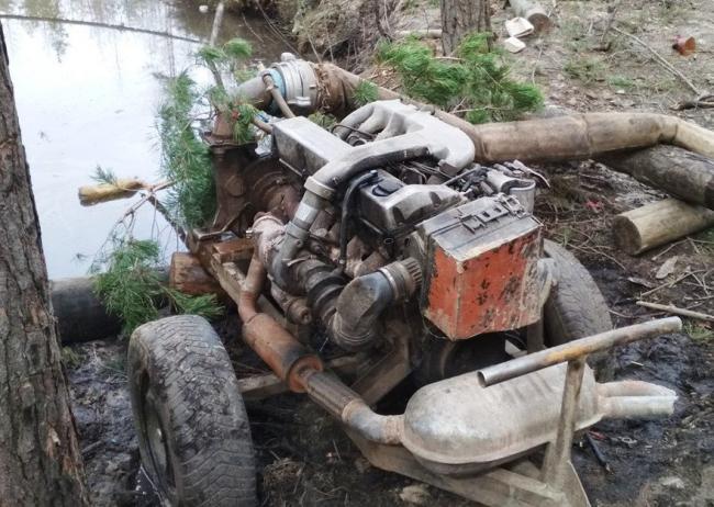 Лісівники Рівненщини продовжують боротися з незаконним видобутком бурштину (ФОТО)