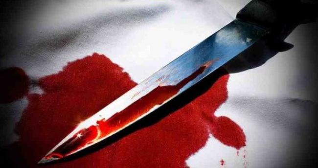 На Рівненщині 67-річний чоловік наніс дружині декілька ударів кухонним ножем у груди та спину: вона померла