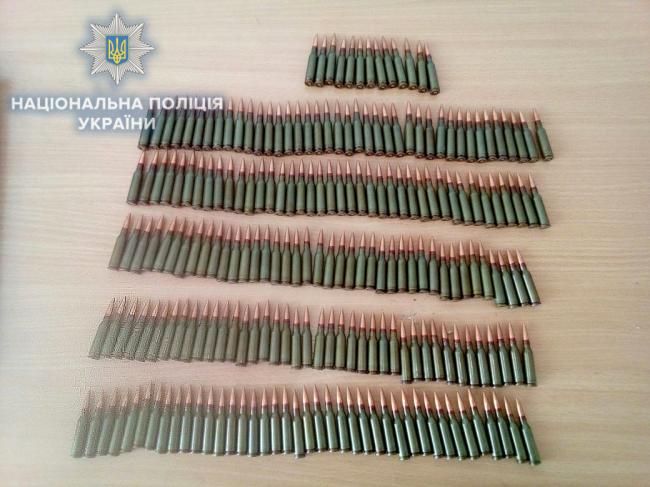 У 6 районах Рівненщини правоохоронці знайшли незаконну зброю та боєприпаси (ФОТО)