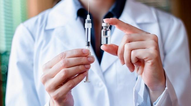 Мешканцям Рівненщини показали, як в області зберігаються вакцини (ФОТО)