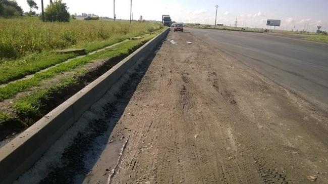 Скільки витратять на ремонт дороги в одному з районів Рівненської області?