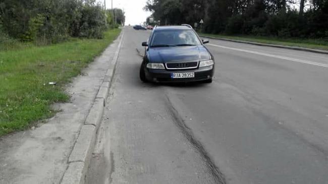 У Рівному посеред дороги покинули автомобіль на євробляхах (ФОТОФАКТ)