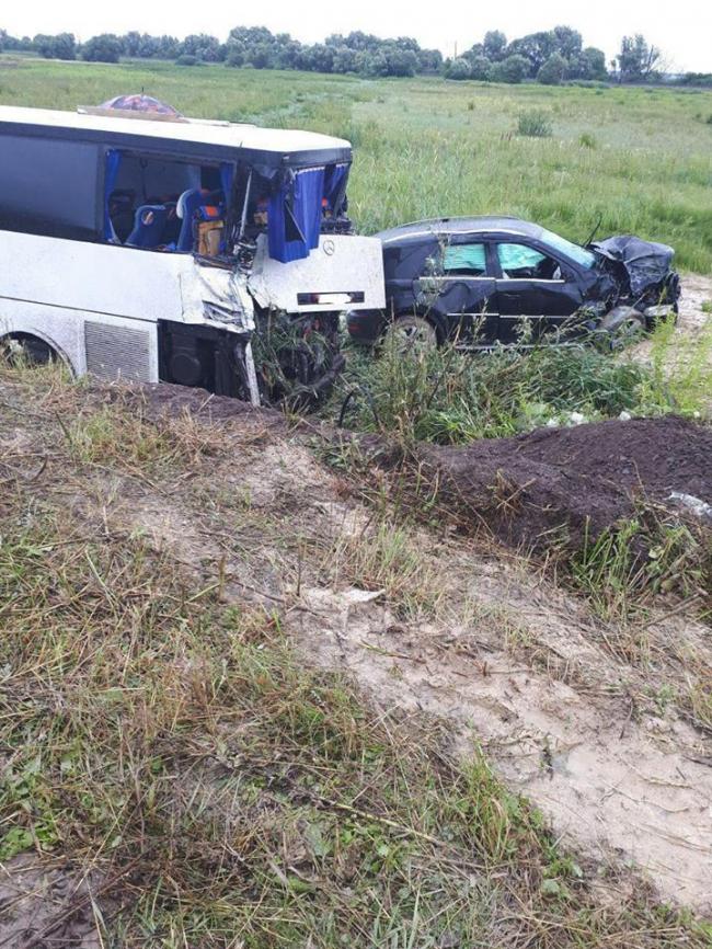 Смертельна ДТП на Рівненщині сталася через поганий стан дороги: хто відповість?
