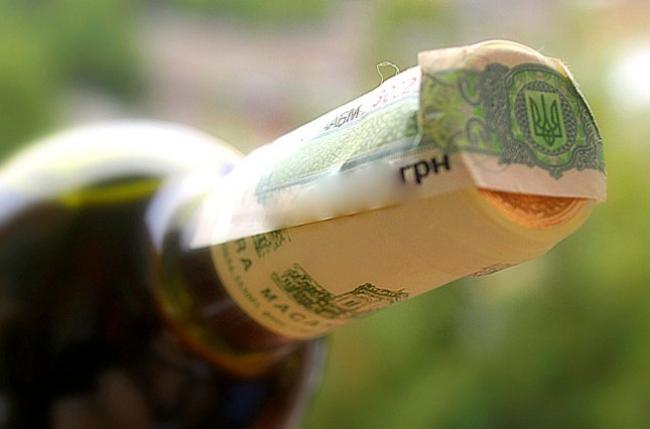 Продавці алкоголю та цигарок Рівненщини сплатили понад 9 млн грн податків