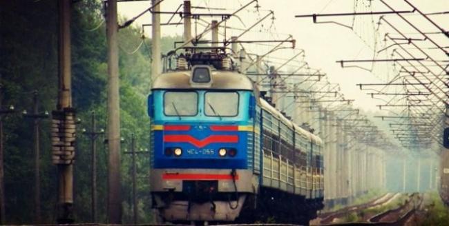 Рівненська залізниця просить громадян дотримуватися правил безпеки