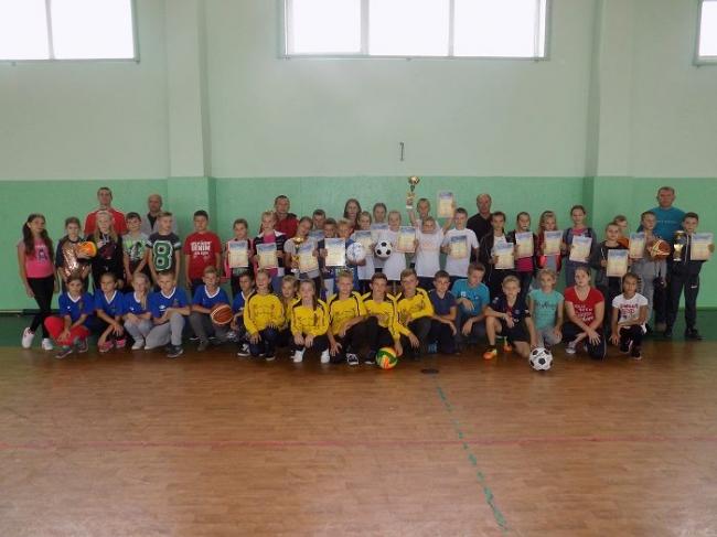 На Рівненщині провели спортивне свято для дітей та підлітків (ФОТО)