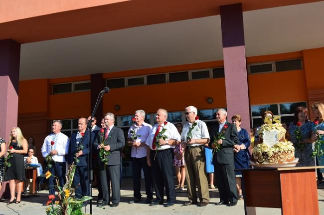 У Рівному відсвяткувала ювілей рідна школа міського голови (ФОТО)