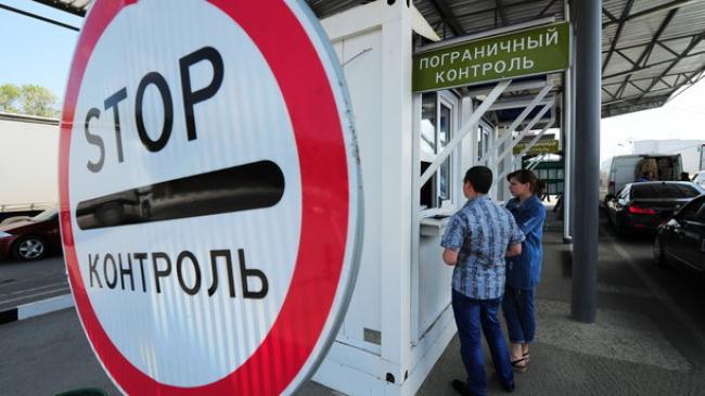 Мешканку Рівненщини можуть засудити на 10 років за перевезення психотропів через митницю