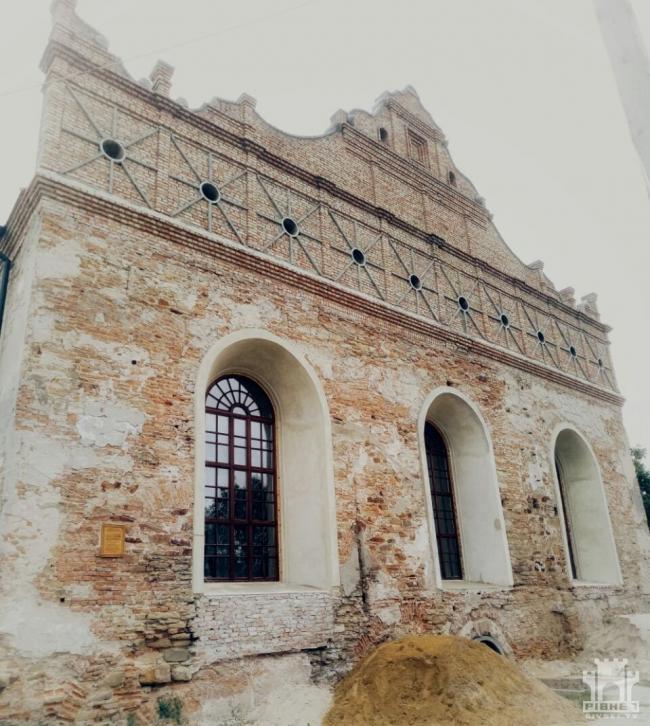 На Рівненщині розташована унікальна синагога (ФОТО)