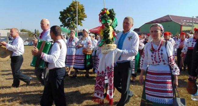 На Рівненщині на поліське весілля зібралося понад три тисячі гостей (ФОТО)