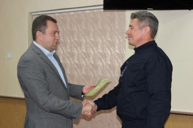 Рятувальники Рівненщини отримали відзнаки від Президента (ФОТО)