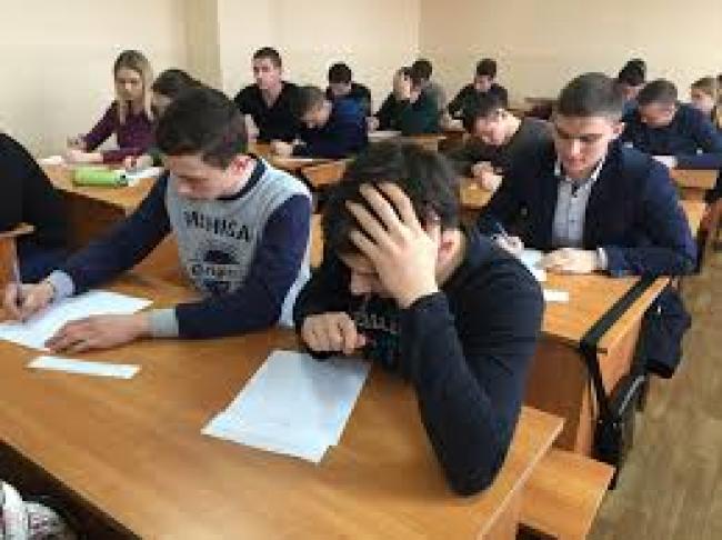 На Рівненщині прокурори прочитали лекцію студентам