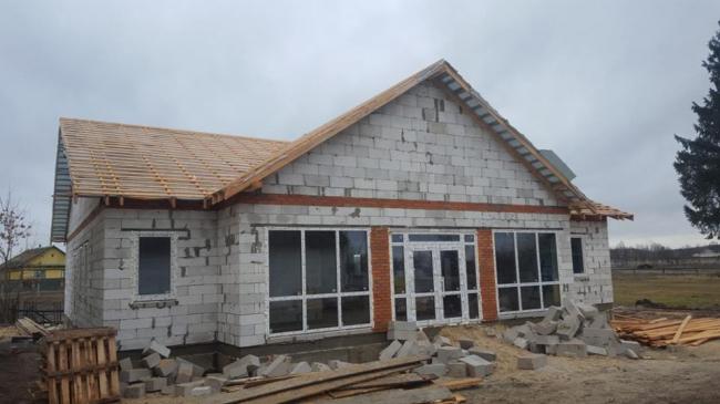 У селі на Рівненщині будують новеньку амбулаторію