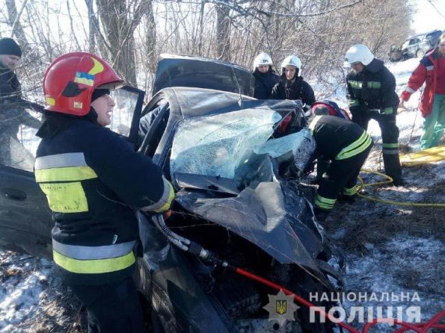 5-річна дівчинка, яка вчора потрапила у смертельну ДТП біля Рівного, в реанімації і потребує допомоги