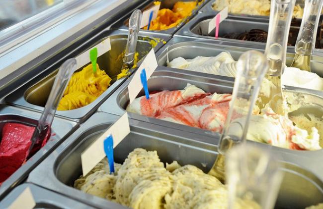Підприємці, які хочуть продавати квас та морозиво у Рівному, повинні подати відповідні документи
