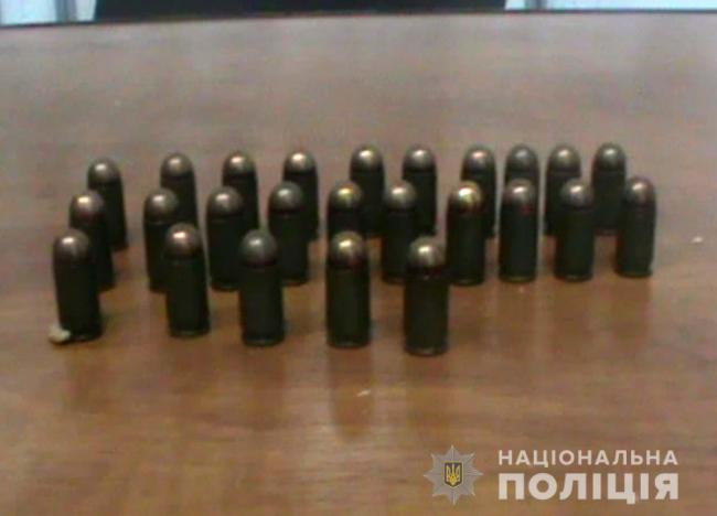На Рівненщині вилучили обріз, понад 60 патронів та запал до гранати