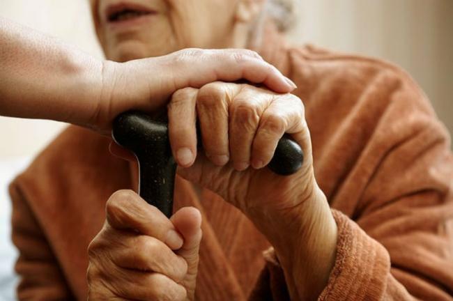 На Рівненщині жінка обікрала одинокого пенсіонера