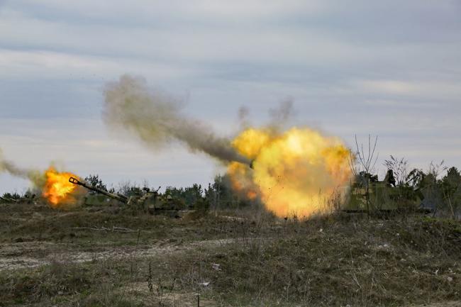 На Рівненщині тривають артилерійські навчання (ФОТО)
