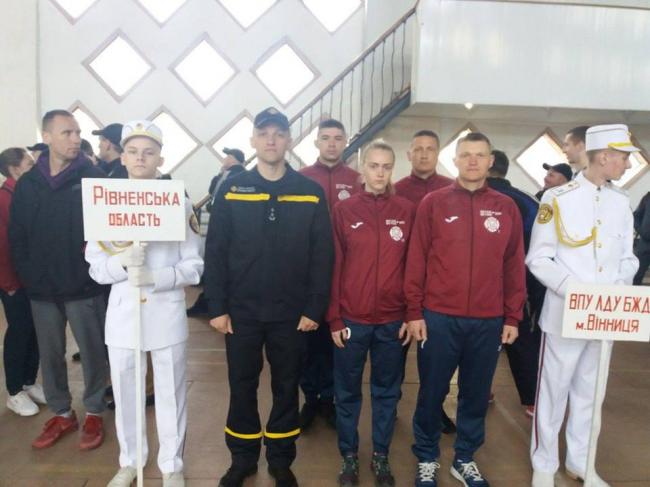 Рівненські рятувальники беруть участь у змаганнях із поліатлону