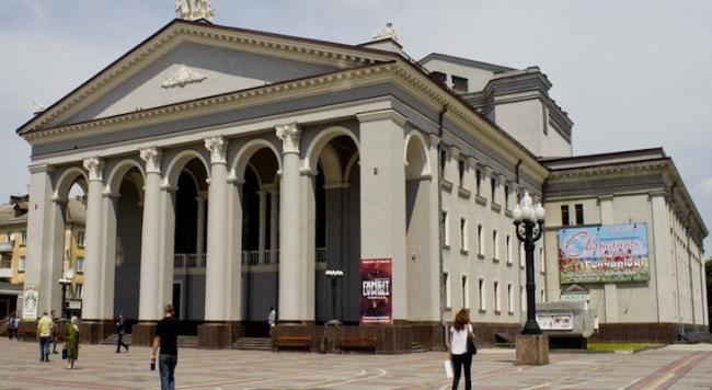 На Рівненщині створили комітет, який відповідатиме за відзначення 80-річчя драмтеатру