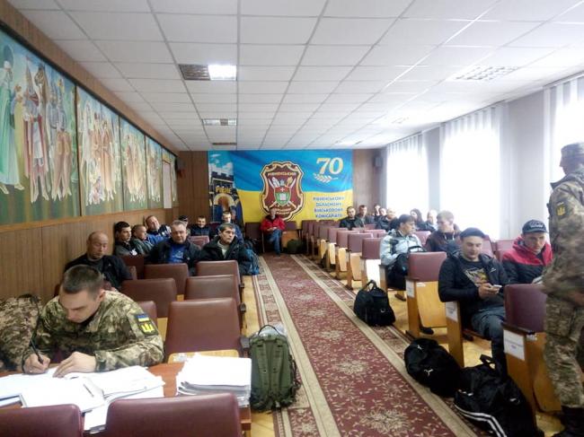 Військові-контрактники з Рівненщини відправилися на навчання