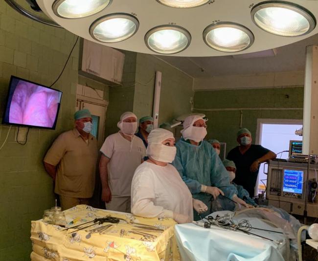 У Рівному польські лікарі оперували дітей
