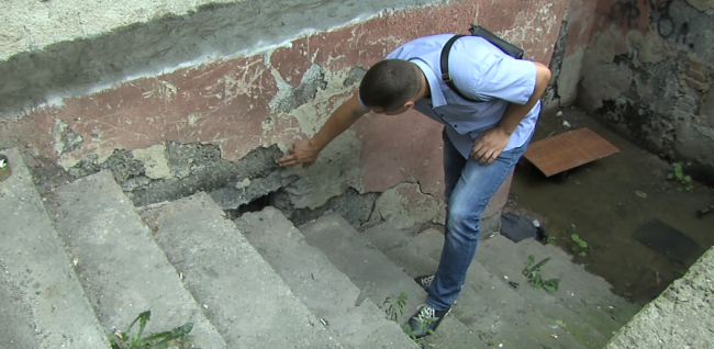 Чому в Рівному на Київській, 44 підтоплює підвал?