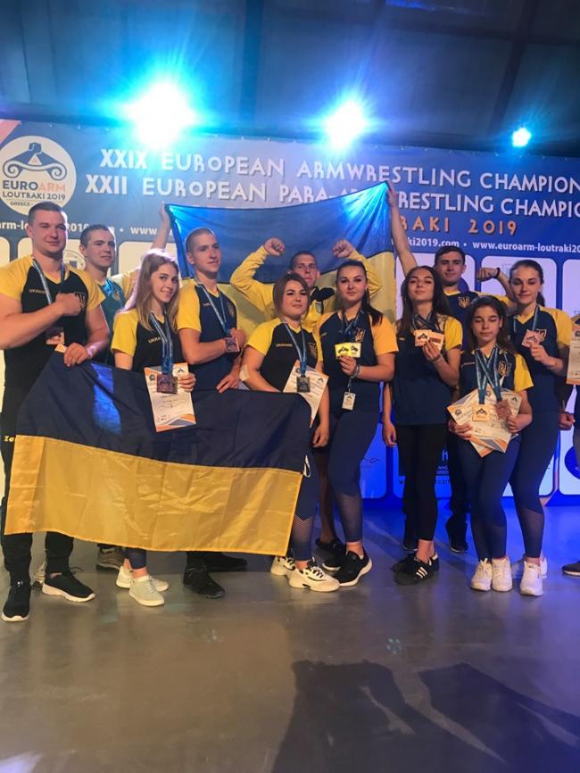 Студенти рівненського вишу взяли участь у Чемпіонаті Європи з армспорту