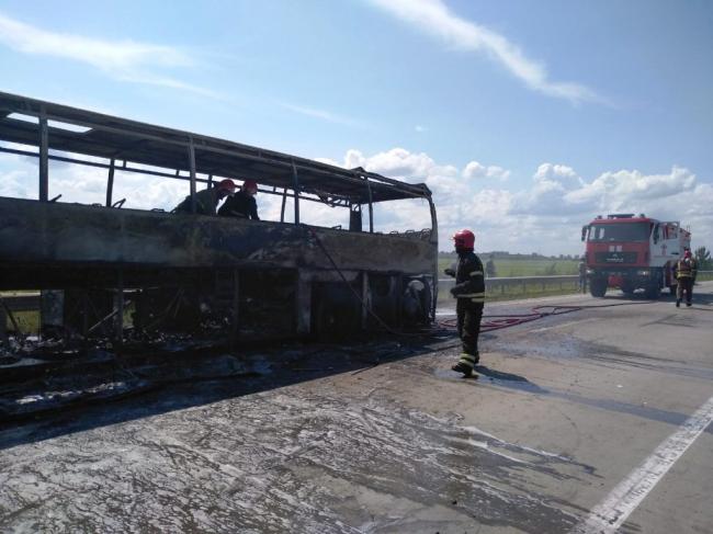 У Житомирській області згорів автобус сполученням Сарни-Київ