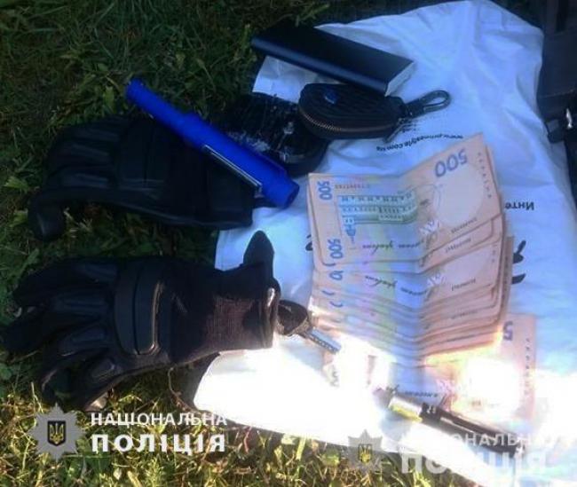 На Рівненщині затримали злочинну групу на крадіжці товару, вартістю 2 мільйони гривень