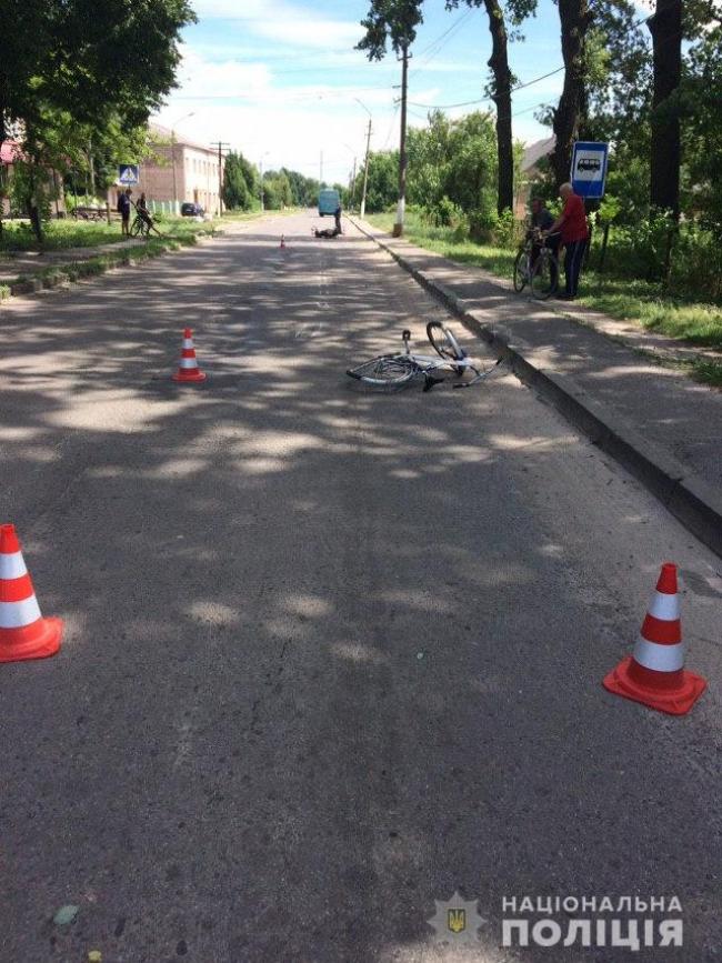 У селищі біля Рівного у ДТП потрапив мотоцикліст і малолітній велосипедист