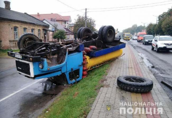 Винуватець потрійної ДТП у Дубні втік з місця події