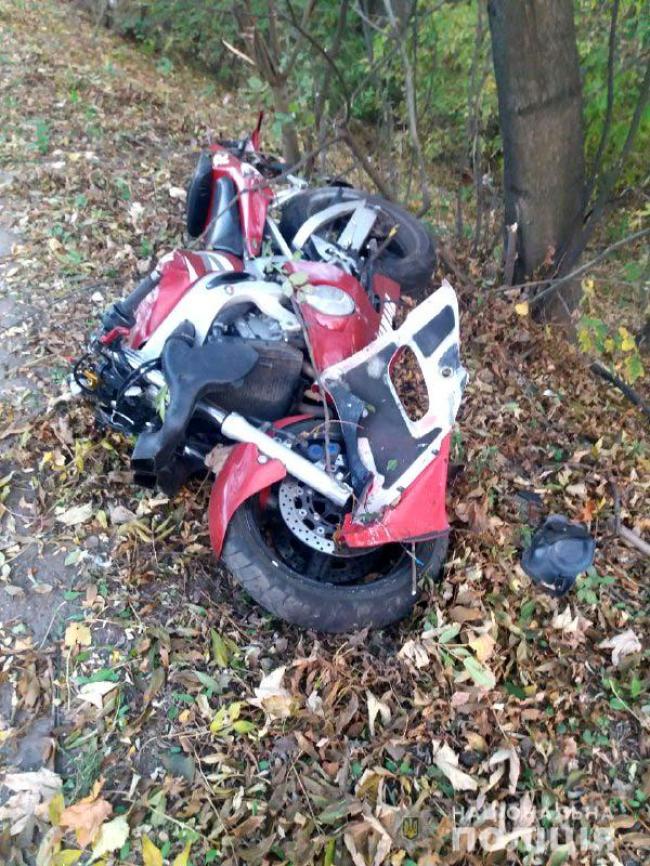 Пішохід і мотоцикліст загинули в ДТП у Рівному