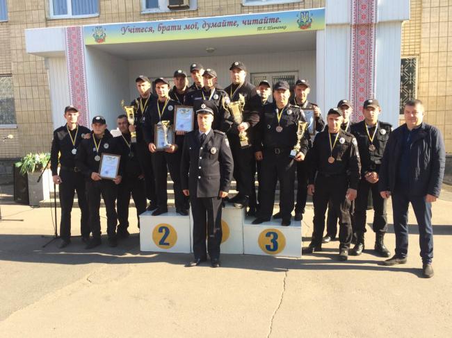 Рівненські поліцейські охорони привезли нагороди зі змагань