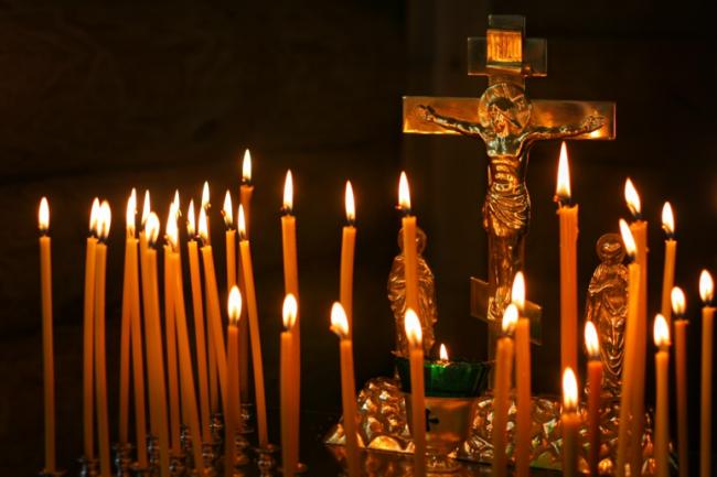 Завтра у всіх храмах та монастирях Рівненської єпархії відслужать поминальні панахиди за загиблими Героями України