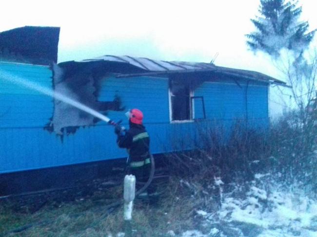 На Рівненщині під час пожежі в будинку знайшли тіло власника помешкання