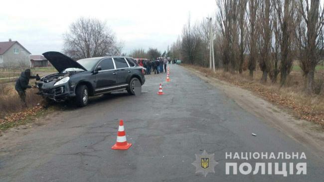На Рівненщині зіткнулися "Porshe" та "Audi": один із водіїв тяжко травмувався