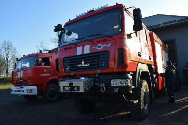 Рятувальники Володимирецького району отримали новий пожежний автомобіль