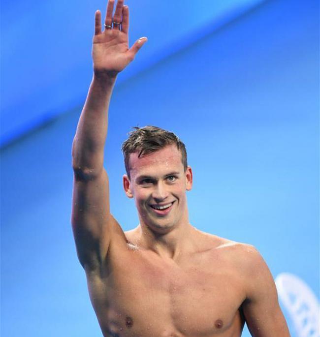 Рівнянин Михайло Романчук здобув "золото" на турнірі з плавання та встановив рекорд