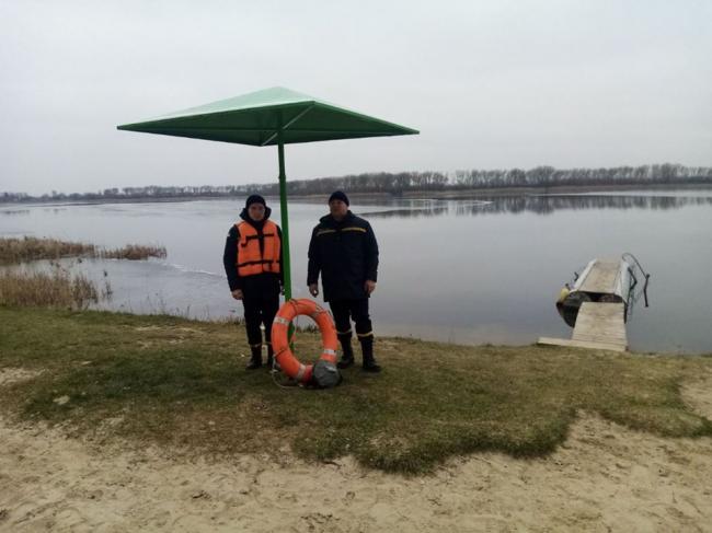 Рятувальники чергують біля місць купання на Рівненщині