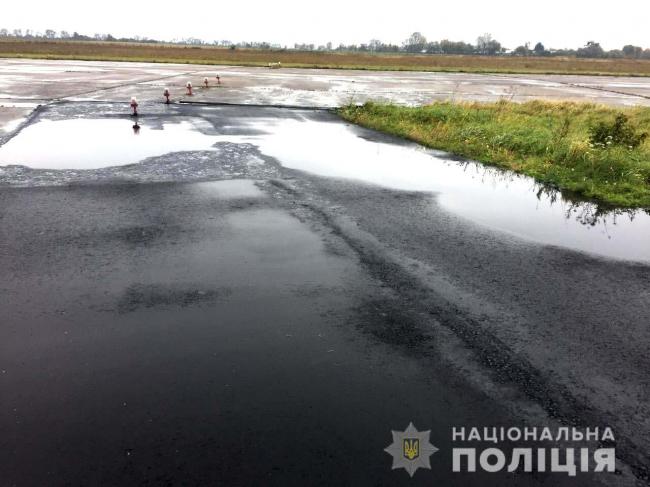Рівненському посадовцю повідомили про підозру через ремонт руліжної доріжки в аеропорту